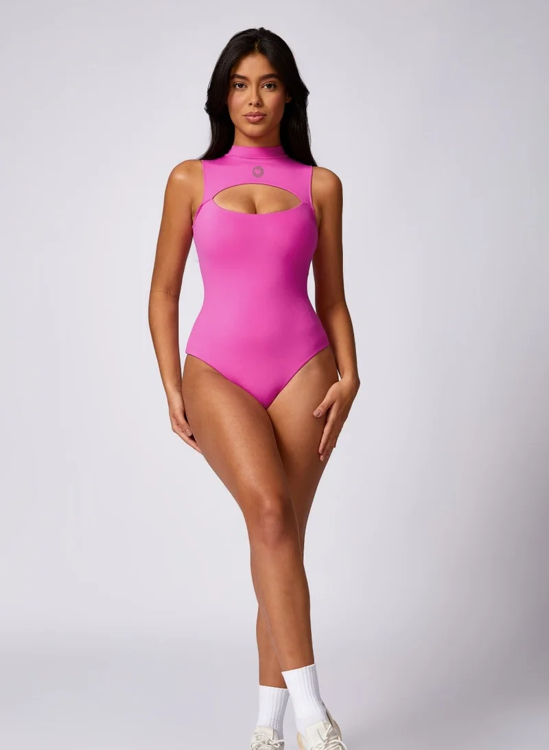 كون.يوغا بودي سوت نسائي بدون أكمام بياقة عالية