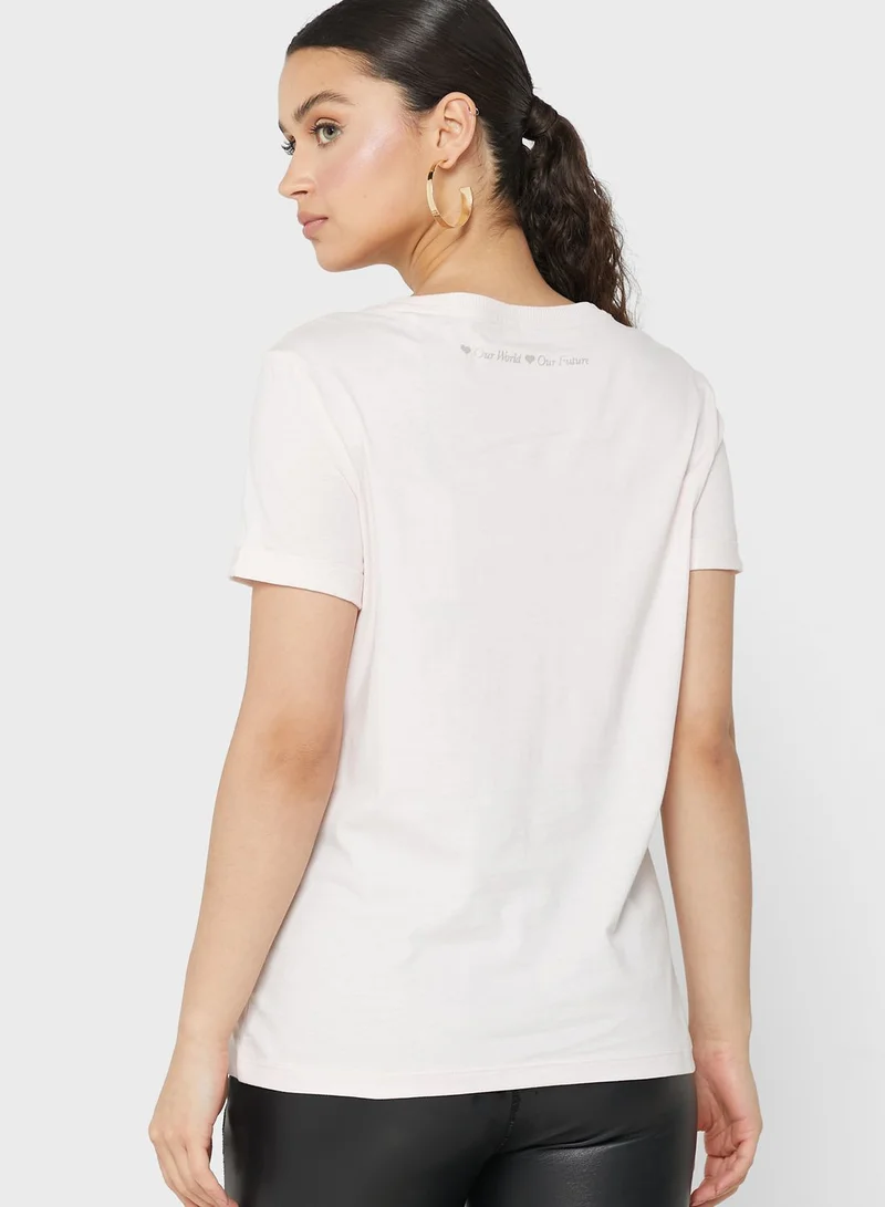 GUESS Roll Sleeve Logo T-Shirt