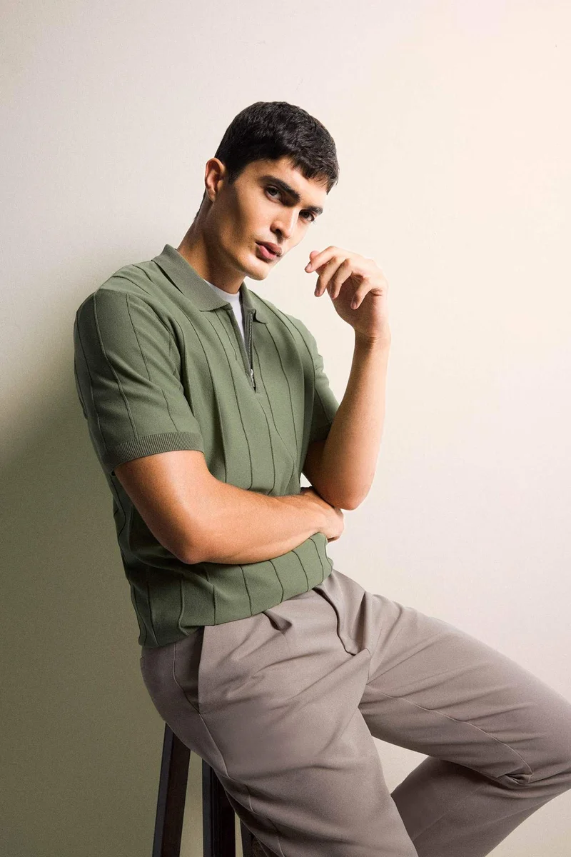 DeFacto Standard Fit Zippered Polo Neck Knit Short Sleeve T-Shirt