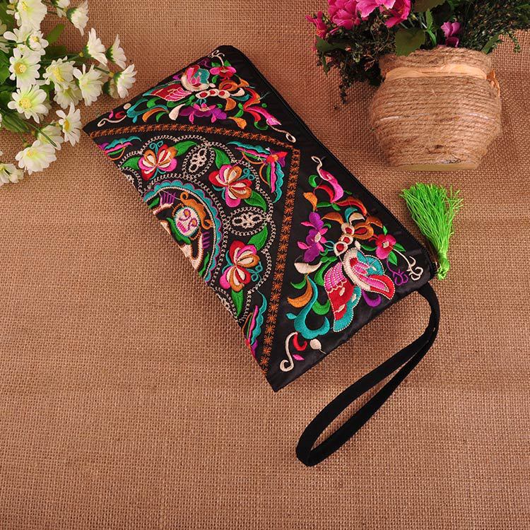 Ethnic Style Embroidery Ladies Clutch Fashion Elegant Handbags Butterfly 
