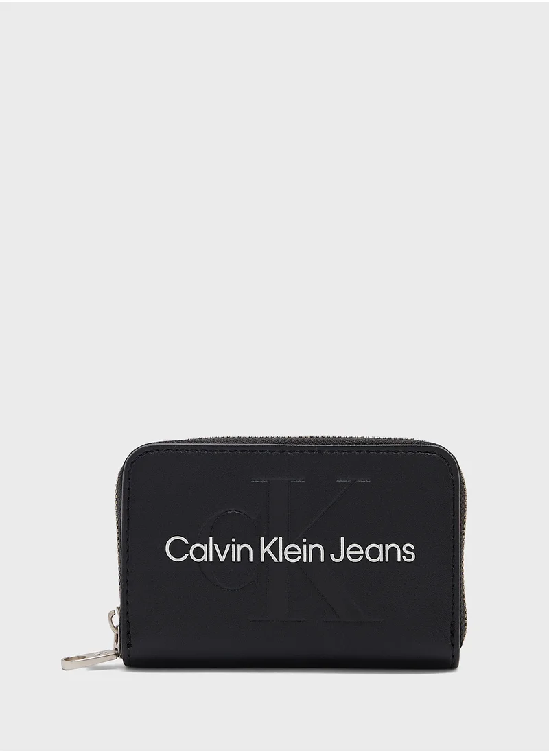 Calvin Klein Jeans Sculpted Med Zip Around Wallet