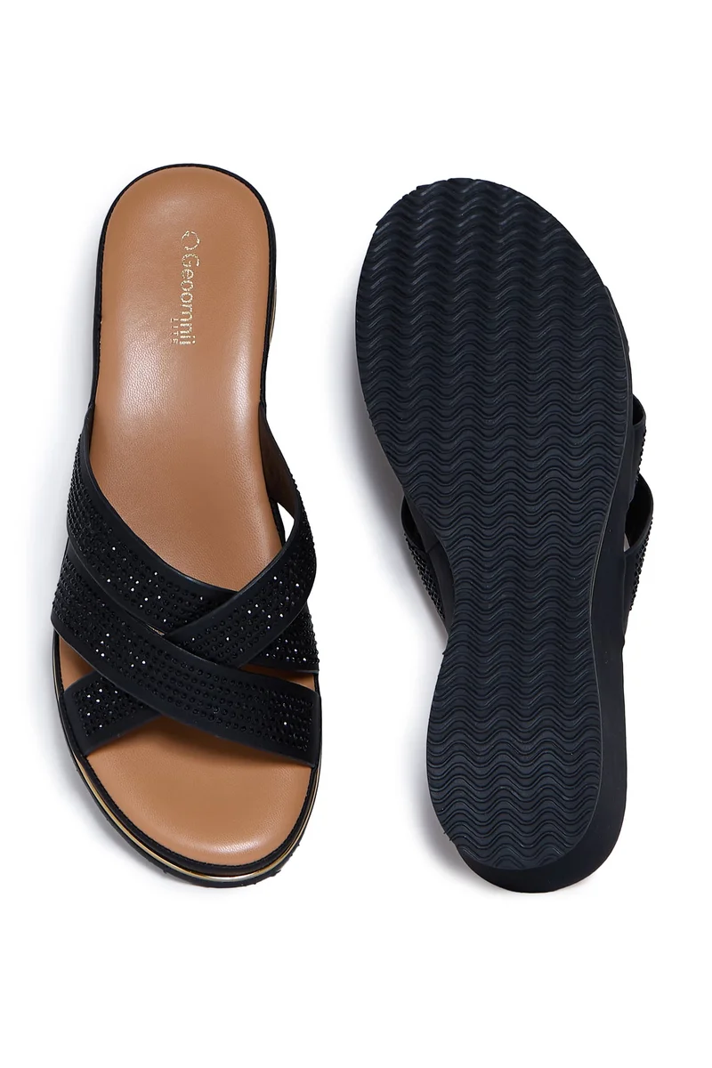 Geoomnii BLACK Geoomnii Comfort Slide Sandals for Women – Cushioned Slip-On Casual Sandals for Daily Wear, Home, Travel & Walking for Women | Best Price UAE