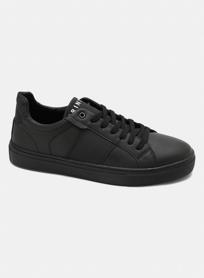 Grinta Men Sneakers