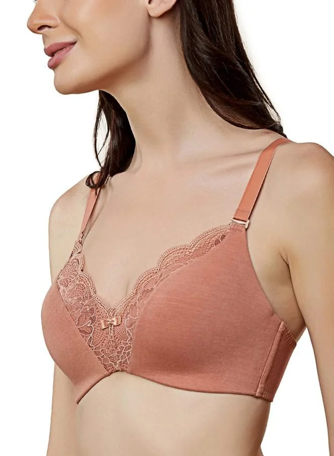 ترايامف Triumph Modern Lace Bra for Women | Minimizer 36D, Rust Brown Detachable & Adjustable Straps | Lightly Padded Full Coverage Casual Bra | Pack of 1