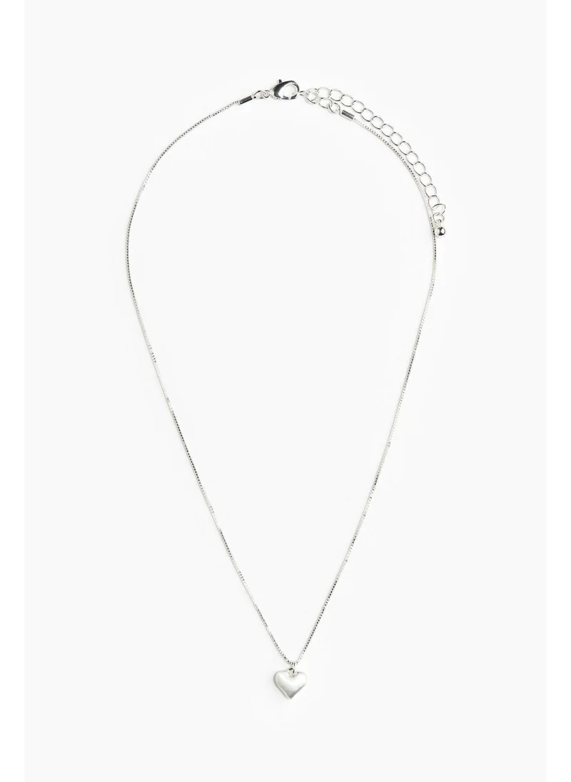 H&M Heart-pendant necklace