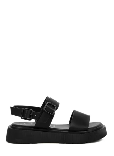 London Rag Chunky Sandals in Black