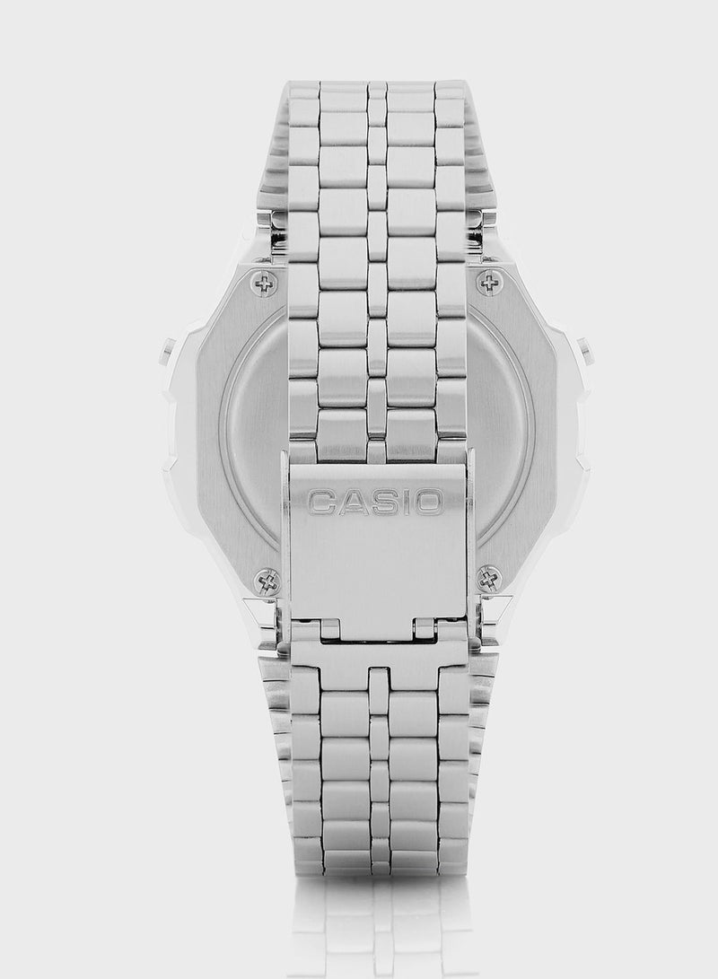 كاسيو ساعة يد رقمية بسوار من الفولاذ - Image 4