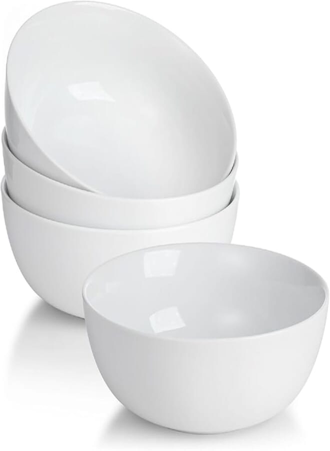 WishDeco Set of 4 Breakfast Bowls, Soup Bowls, 600 ml, Porcelain Cereal Bowl 15 cm, White Ceramic Bowls for Salad, Ramen, Aperitif, Pasta, Rice, Fruits