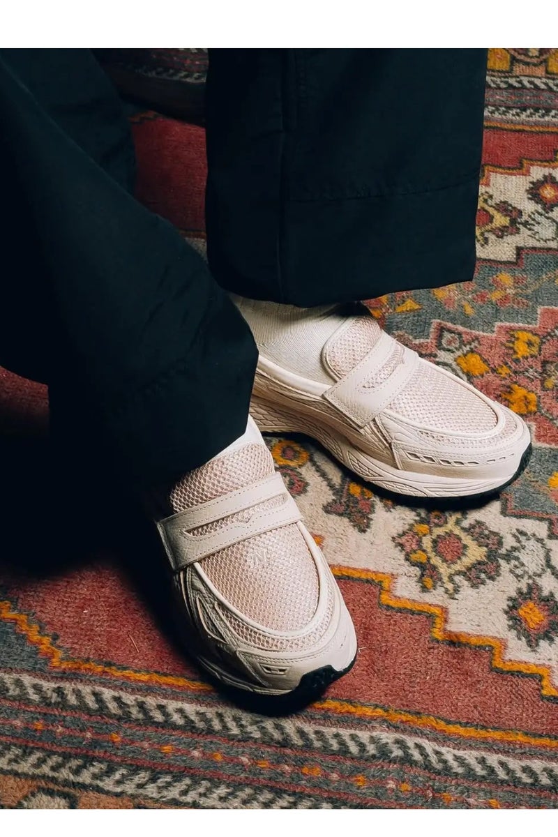 New Balance 1906L Vintage Casual Loafers/Slip-on Shoes Athlesiure/Colorblock Sneakers Beige For Women/Men/Students - Image 2