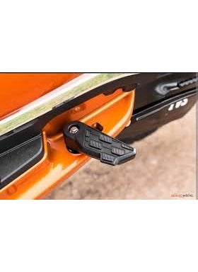 Generic NS Footrest Assy For Jupitor Bs6 Rear LH 1 Pc PVC  - Image 2