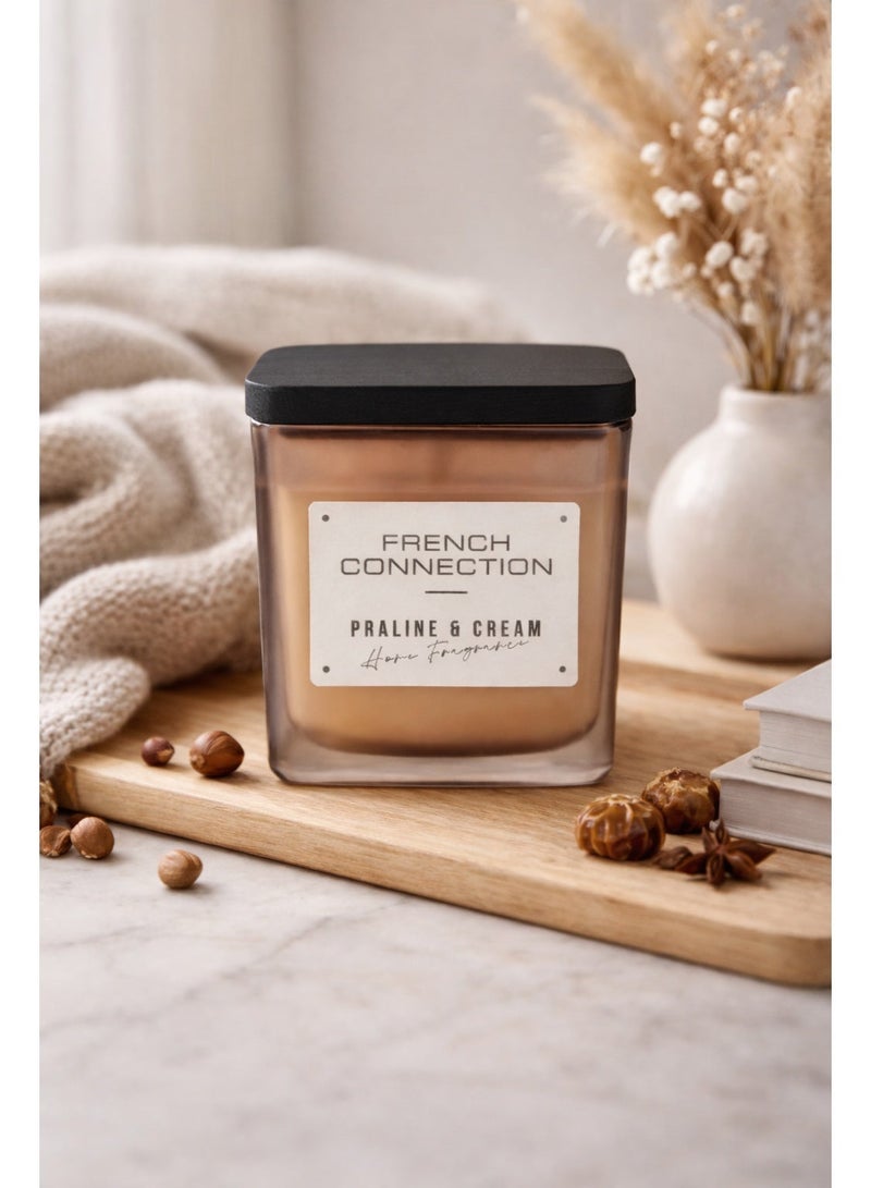 French Connection شمعة جرة معطرة بكريمة البرايلين - 200 جرام، شمع زبدة الشيا، فتيلة واحدة مع غطاء خشبي | مدة الاحتراق - 37 ساعة | مجموعة مربعة | مثالية للهدايا، ديكور المنزل، الحفلات وعطر الغرف | مثالية لديكور غرفة المعيشة والمكتب - Image 1