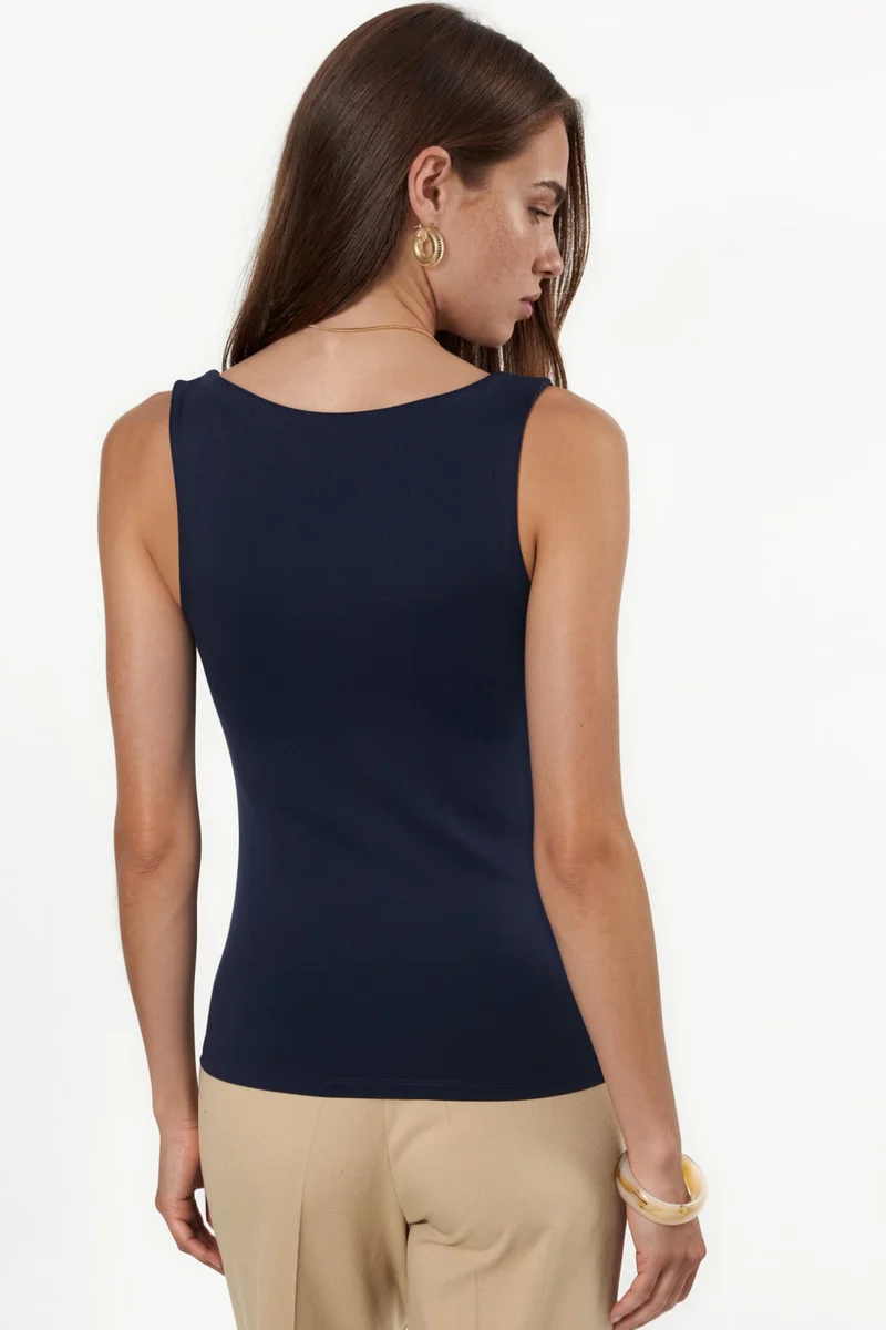 بوسيم BUSEM U Collar Knitted Cami Top