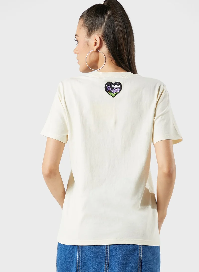 Mini Cream Embro Badge T-Shirt