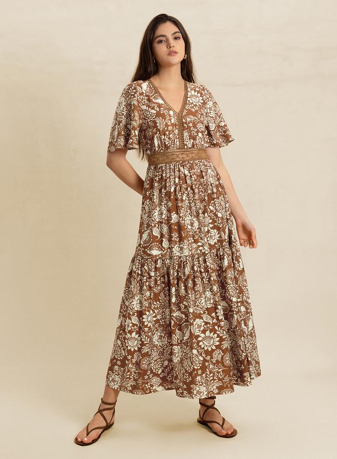 تايك تو فستان ماكسي بطبعة زهور بنية - Image 3