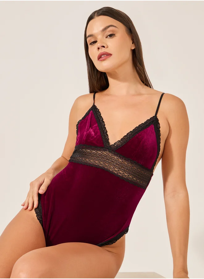 ستايلي Styli Lace Insert Velvet Bodysuit