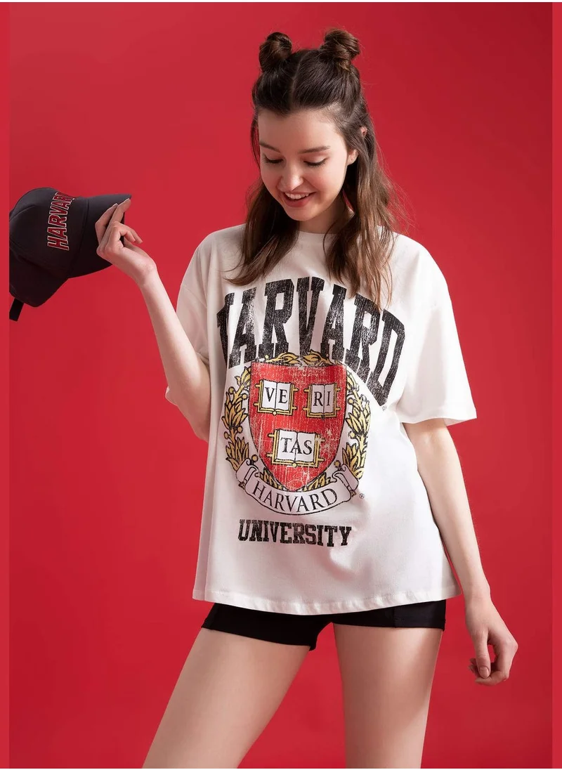 ديفاكتو Oversized Short Sleeve Harvard University Printed T-Shirt