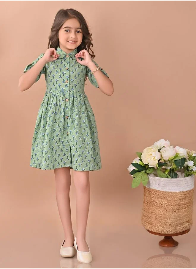 ليلك Green Dresses Straight Fit made from Cotton featuring Self Design design and Round Neck neckline