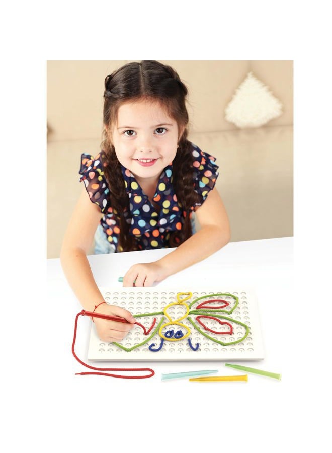Quercetti Filo Play Set - A Novel Lacing Tool with 18 Pattern Templates to Create Art with String- for Ages 4 and Up (Made in Italy) - Image 2