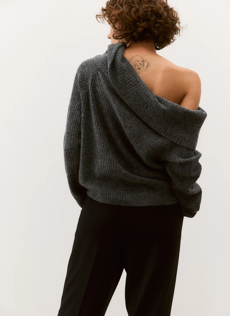 اتش اند ام Off-The-Shoulder Jumper