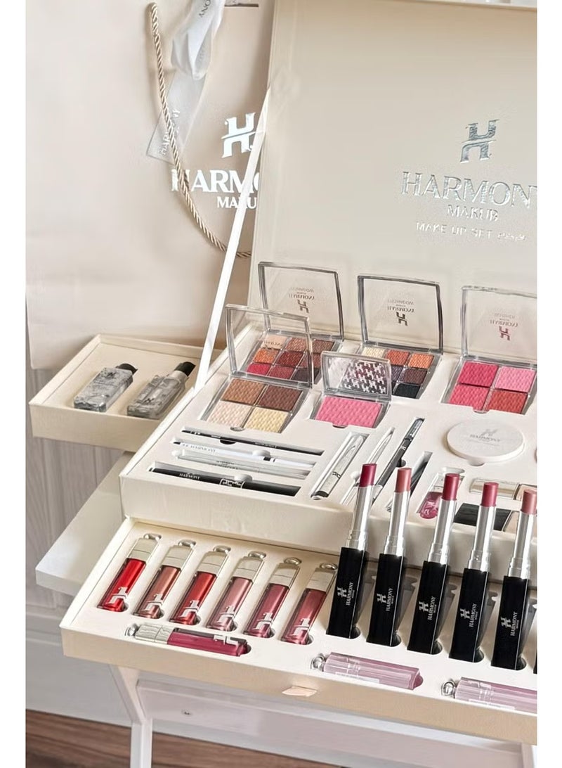 Harmony Makub Makeup Set - Image 3