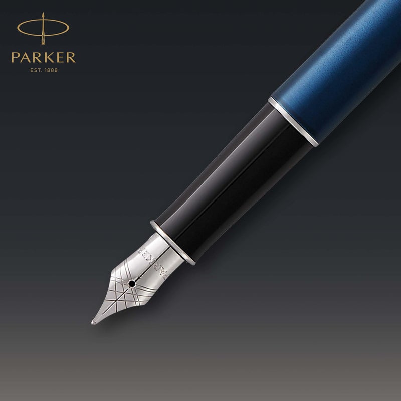 PARKER Sonnet Fountain Pen, Blue Lacquer with Palladium Trim, Medium Nib (1945364) - Image 4