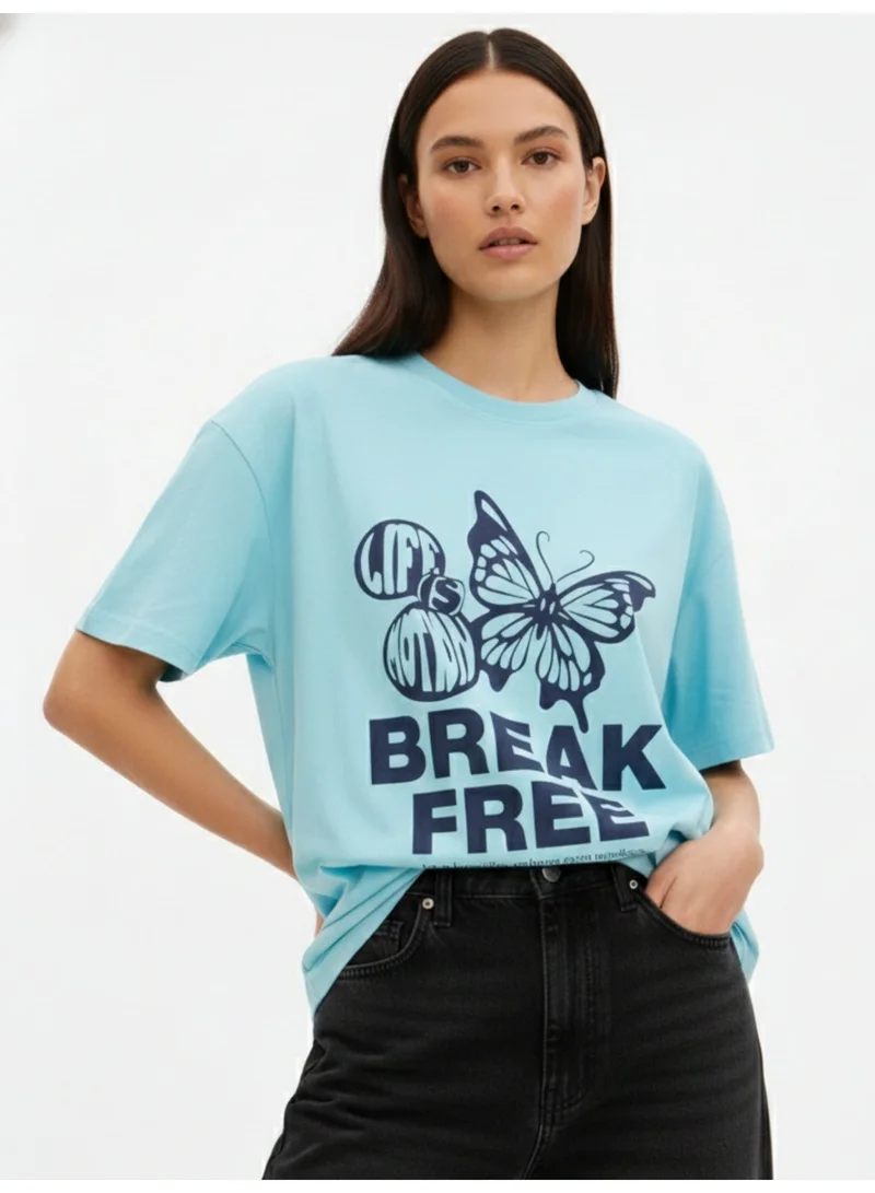 Blue Crew Neck Graphic Tshirt