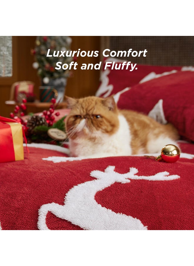 Bedsure Fluffy Christmas Comforter Set King - Christmas Bedding Comforter Set with Running Reindeer, Warm Fleece Bed Sets for Winter, 3 Pieces, 1 Soft Plush Shaggy Comforter with 2 Pillowcases