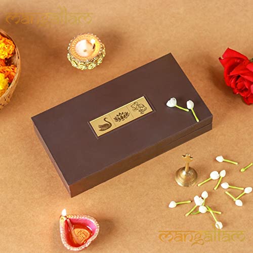 INTERNATIONAL GIFT هدية دولية® تمثال لآكشمي غانيش سارسواتي مطلي بالذهب عيار 24 مع تشاران بادوكا | صندوق صلاة تعبدي (13 سم × 21 سم × 11.5 سم) هدايا | معبد بوجا | ديكور منزلي - Image 4