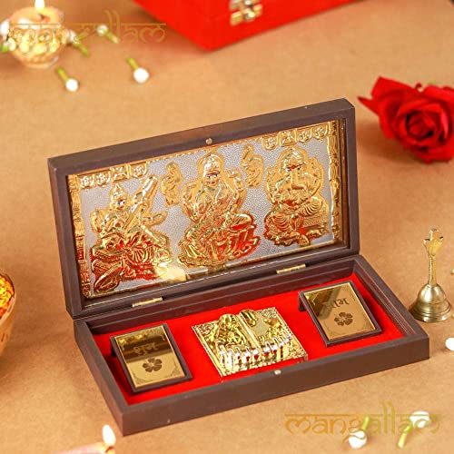 INTERNATIONAL GIFT هدية دولية® تمثال لآكشمي غانيش سارسواتي مطلي بالذهب عيار 24 مع تشاران بادوكا | صندوق صلاة تعبدي (13 سم × 21 سم × 11.5 سم) هدايا | معبد بوجا | ديكور منزلي - Image 3