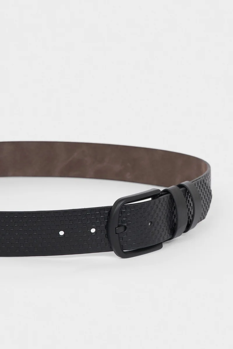 ديفاكتو Man Rectangle Clasp Faux Leather