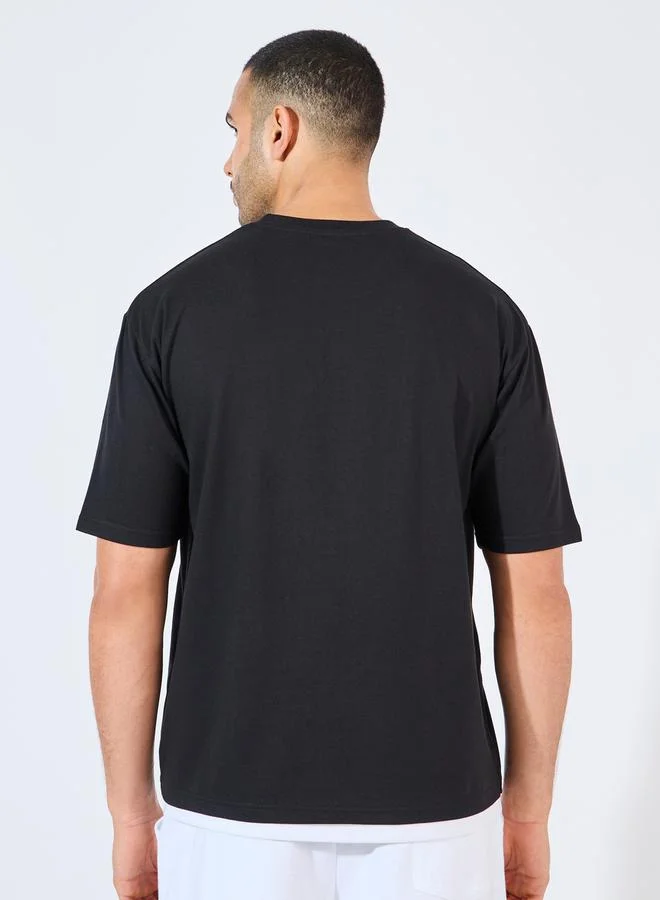 Styli Oversized Essential Chest Print Contrast Hem T-Shirt