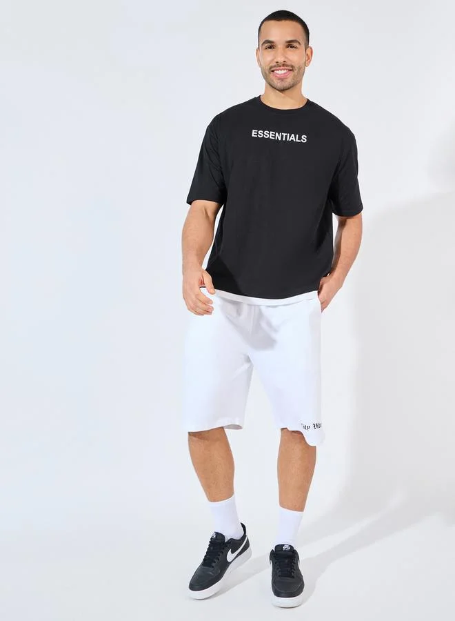 Styli Oversized Essential Chest Print Contrast Hem T-Shirt