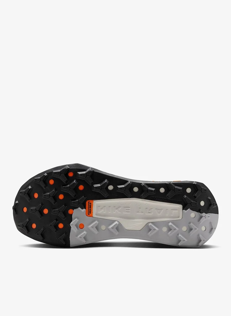 نايكي رياكتكس وايلدهورس