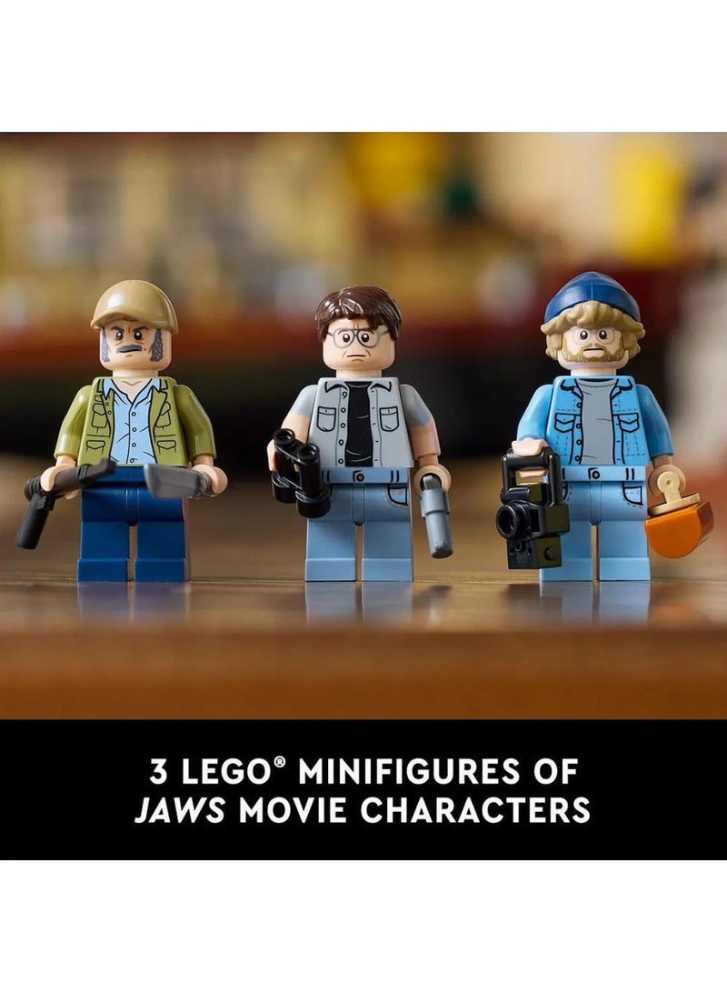 ليغو مجموعة بناء هدايا سمكة قرش من ليجو آيدياز، مجموعة ديوراما للبالغين، تتضمن قارب أوركا 21350 - 1497 قطعة - Image 4