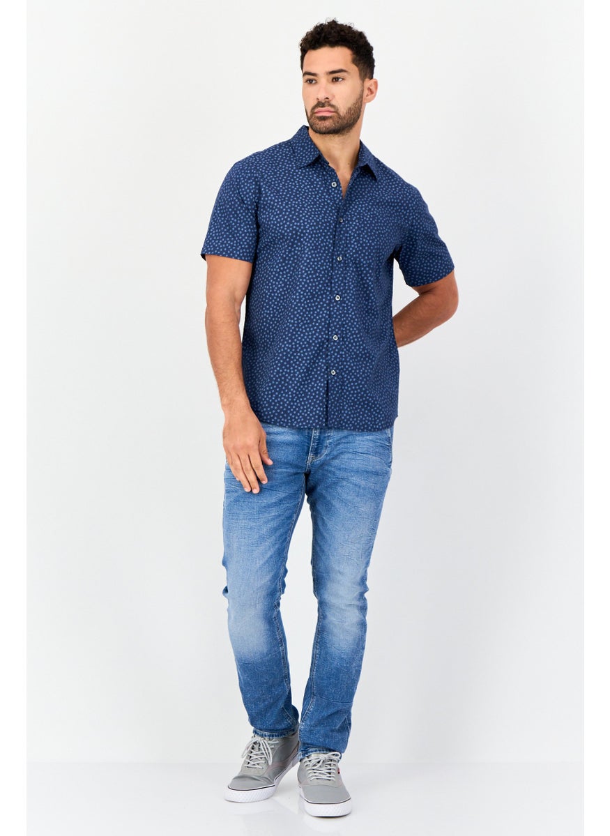 GAP Men Standard Fit Allover Print Short Sleeve Casual Shirt, Navy  - Image 4