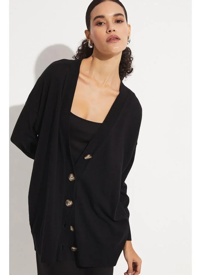 JUNE June Bone Buttoned Cardigan Black