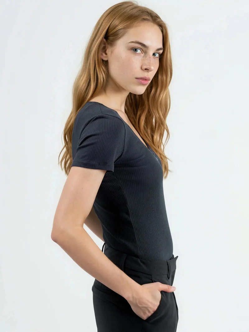 بوسيم BUSEM V-Neck Blouse with Lace Detail