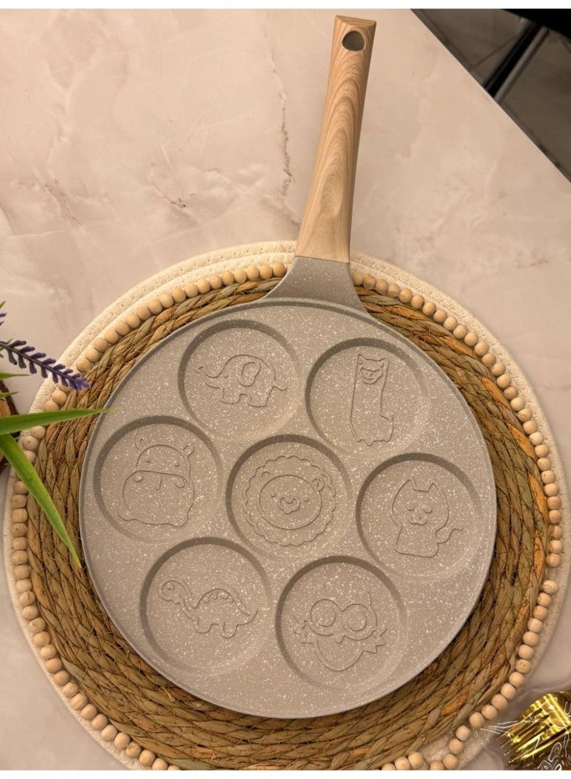 مقلاة بان كيك جرانيت 7 قوالب أشكال حيوانات – نون ستك بمقبض خشبي - متعدد الشكل - Image 2