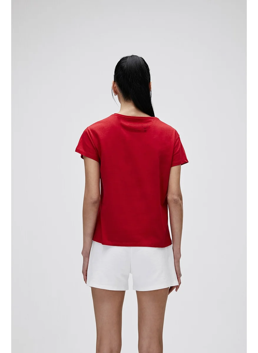 باد بير Women's Bright Red T-Shirt Logo Tee