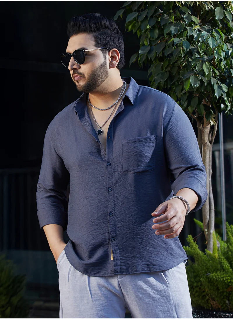 انستافاب بلس Instafab Plus Men's Charcoal Grey Breezy Wrinked Relaxed Shirt For Casual Wear | Spread Collar | Long Cuffed Sleeves | Button Closure | Plus Size Shirt Crafted With Comfort Fit For Everyday Wear