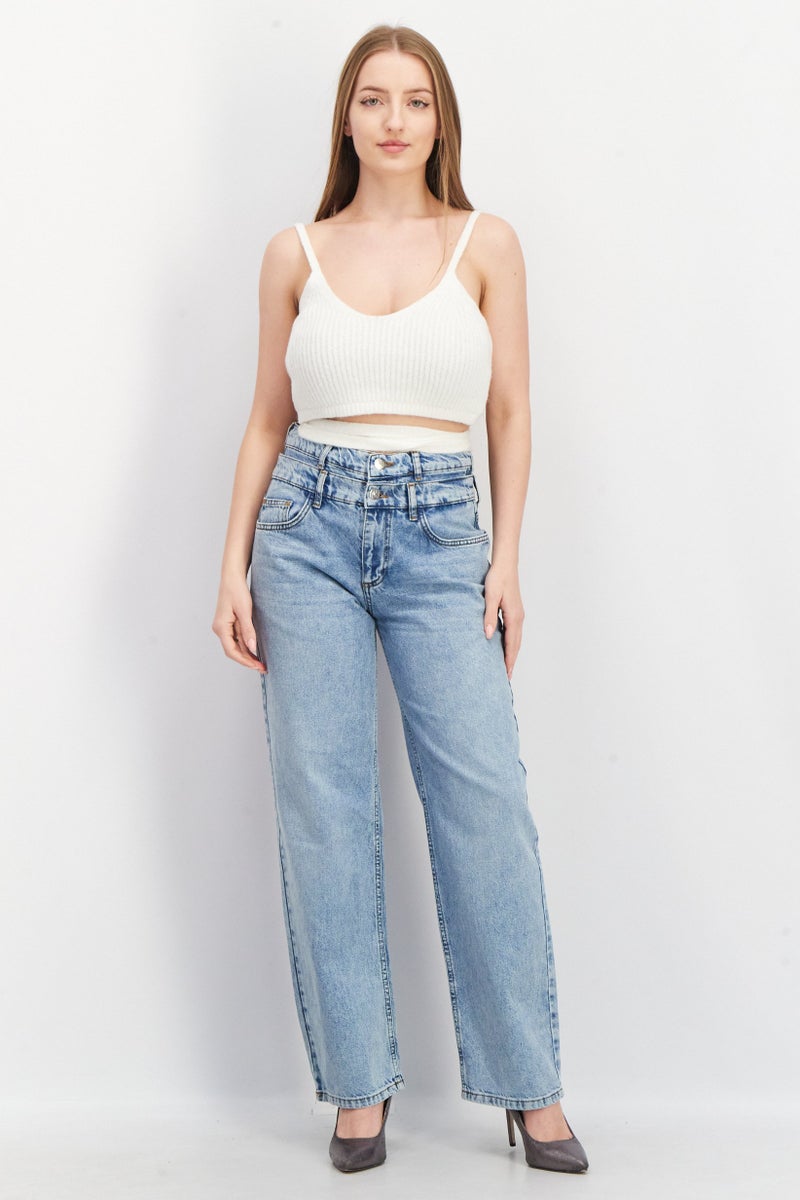 NA-KD توب قصير بدون أكمام بتصميم V للنساء، أبيض - Image 4