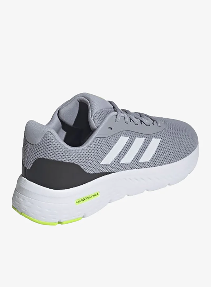 اديداس حذاء رياضي كلاود فوم رمادي للرجال مقاس 6.5