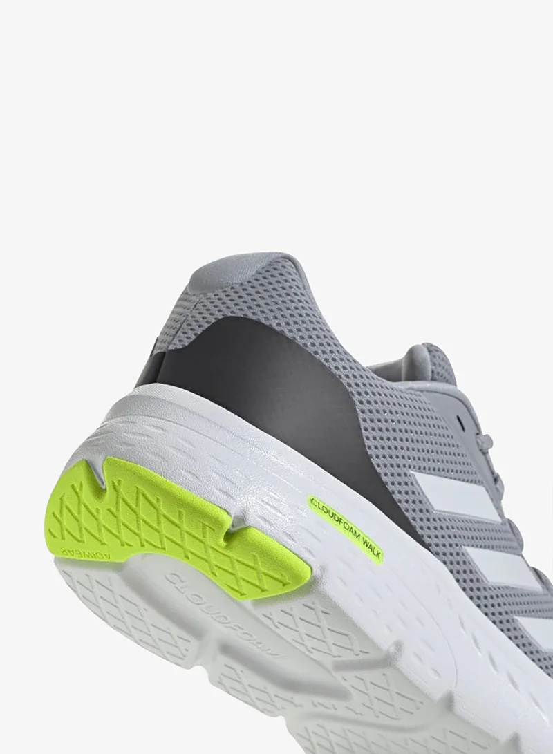 اديداس حذاء رياضي كلاود فوم رمادي للرجال مقاس 6.5