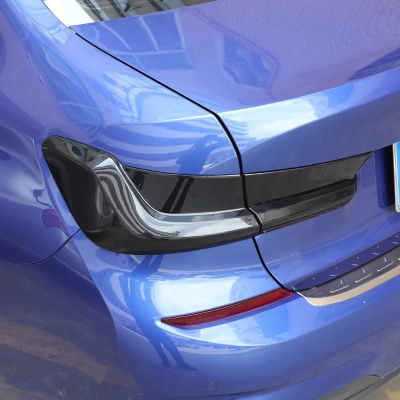متوافق مع سيارات BMW السلسلة الثالثة من طراز G20 للفترة 2020-2024، لتغطية مصابيح الخلف ومؤشرات الفرامل ومصابيح الانعكاس، ويُستخدم كإكسسوار للسيارة. - Image 3
