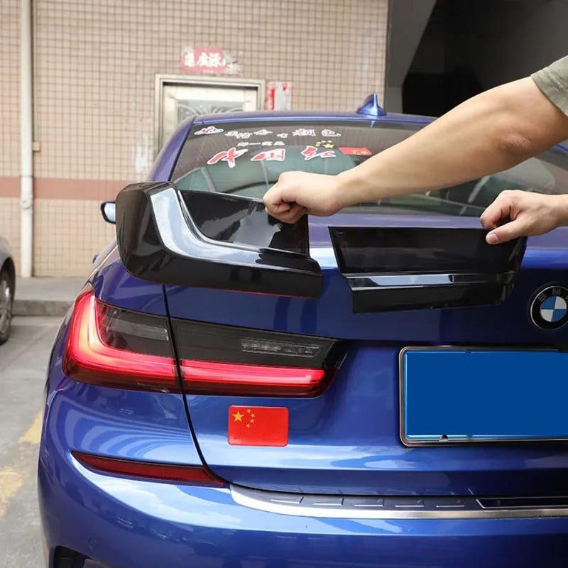 متوافق مع سيارات BMW السلسلة الثالثة من طراز G20 للفترة 2020-2024، لتغطية مصابيح الخلف ومؤشرات الفرامل ومصابيح الانعكاس، ويُستخدم كإكسسوار للسيارة. - Image 2