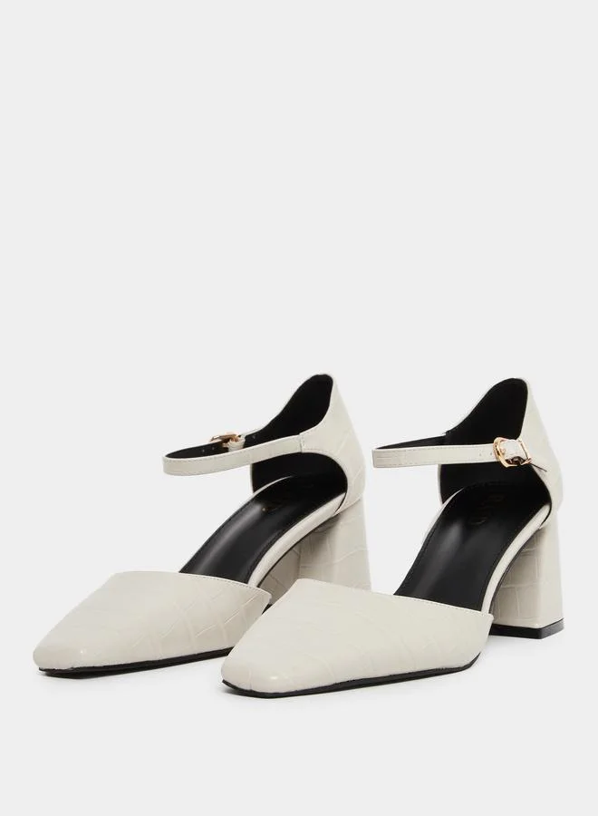 RAID Raid Lydia Textured Block Heel Shoes