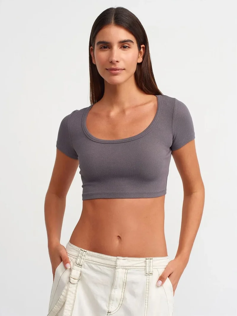 ديلفين Dilvin Women's Ribbed Crop T-Shirt
