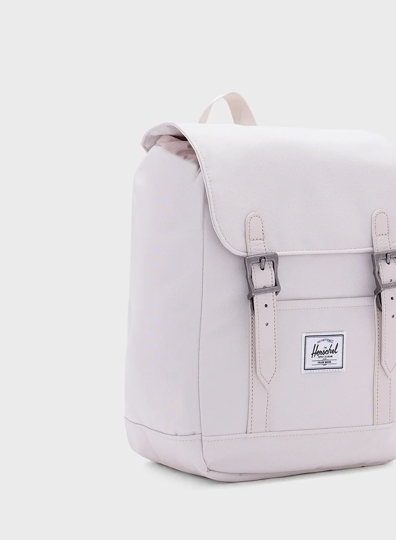هيرشل سبلاي كو Flap Over Logo Detailed Backpack