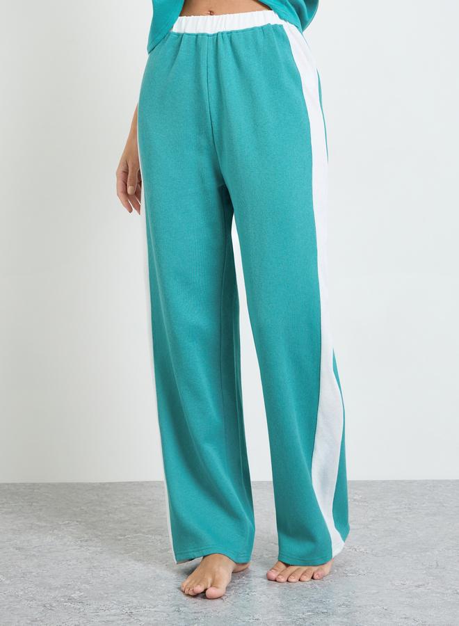 Styli Green Slogan Print T-Shirt and Pyjama Set - Image 5