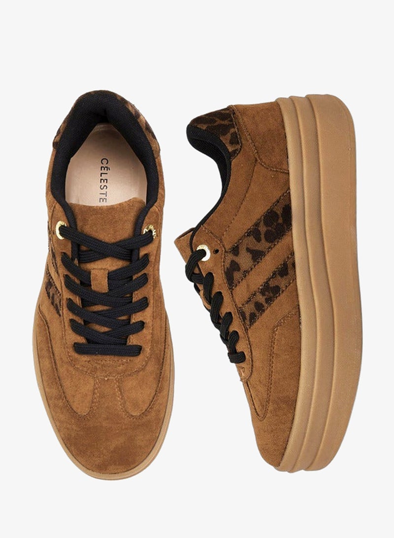 سيليست حذاء رياضي نسائي بأربطة مزين بالدانتيل - Image 2